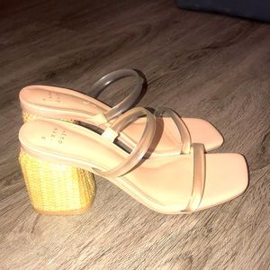 A new day sandals 👡 size 7